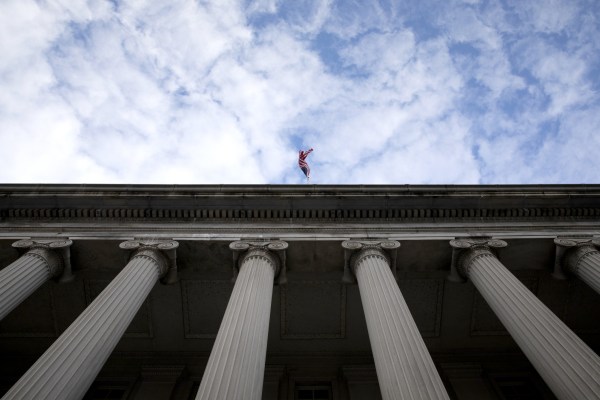 Featured image for post: What’s Going on in the Bond Market?