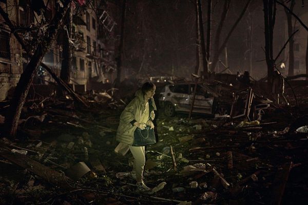 Featured image for post: Pressure on Ukraine Mounts